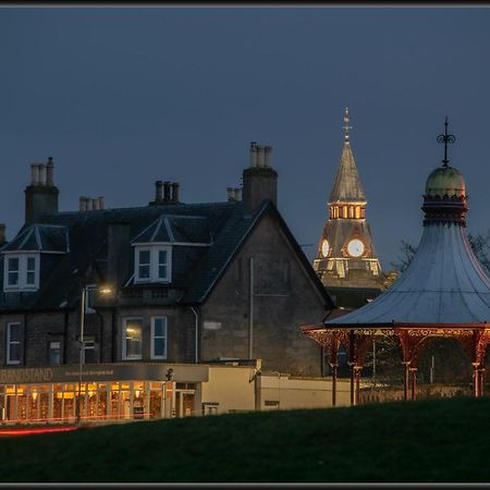 The Bandstand Hotel Nairn Bagian luar foto